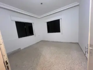 شقة للإيجار في الكمالية
