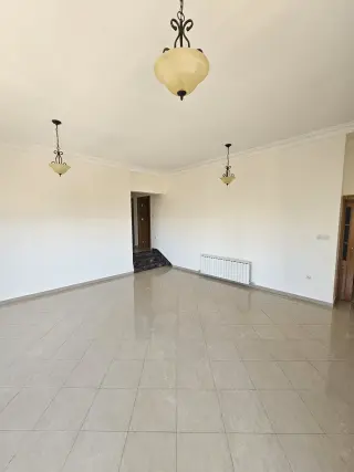 Apartment for rent in Al Kamaliya – photo 4