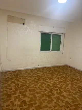Apartment for rent in Dahiet Al-Istiqlal