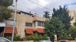 فيلا للبيع في الدوار الثالث