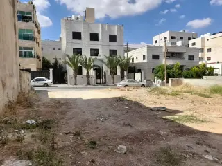 Land for sale in Swaileh
