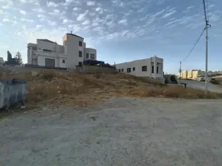 Land for sale in Al-Mansour