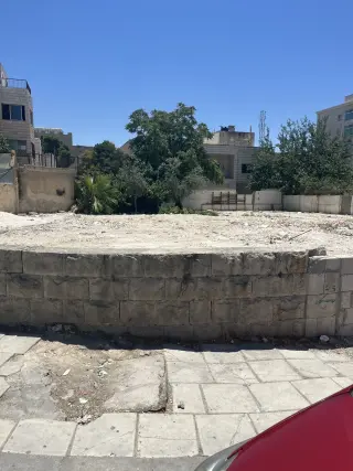 Land for sale in Jabal Al Hussain – photo 5