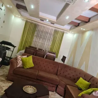 شقة للبيع في Al-Rawdah