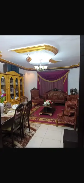 شقة للبيع في Al-Rawdah