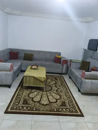 شقة للإيجار في Iskan Al Mohandeseen – صورة 2
