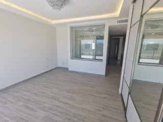 الصورة 7 من 12