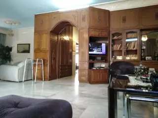Villa for sale in Um Al Summaq – photo 5