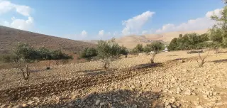أرض للبيع في أخرى – صورة 9