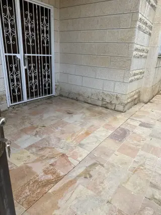 Apartment for sale in Jabal Al Hussain – photo 2
