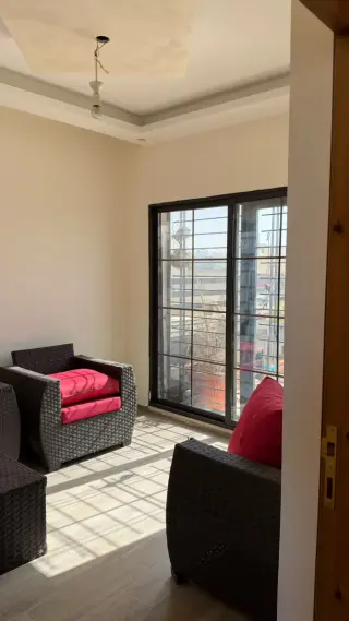 Apartment for sale in Jabal Al Hussain – photo 5