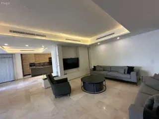 Photograph 3 of 12
