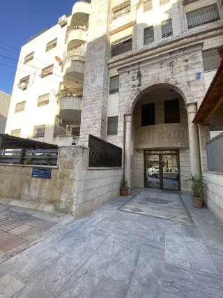 شقة للإيجار في شارع الجامعة الاردنية