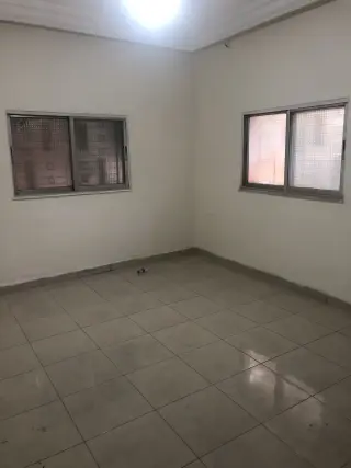 شقة للإيجار في النزهة
