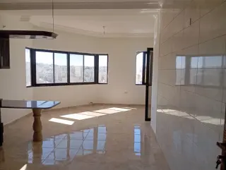 Apartment for rent in Gardens Street