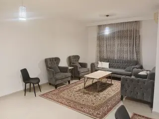Apartment for rent in Gardens Street