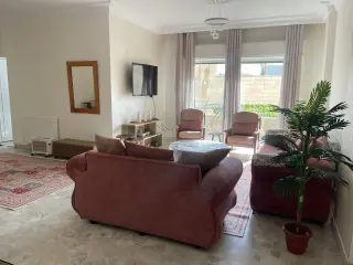 Apartment for rent in Gardens Street – photo 2