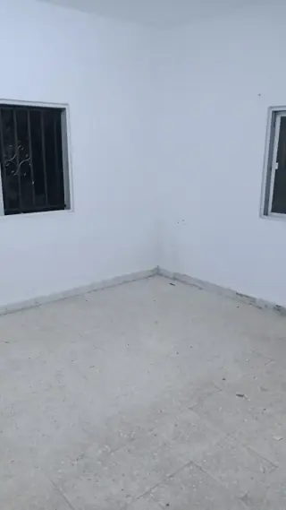 Apartment for rent in Al Qweismeh – photo 2