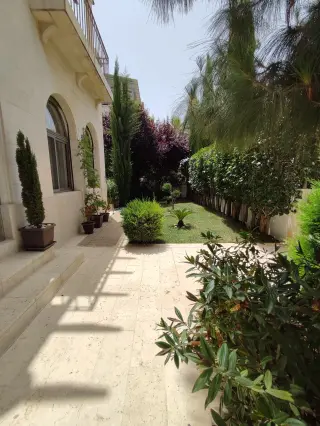 فيلا للبيع في ناعور