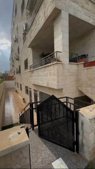 شقة للبيع في Al Hay Al Sharqy – صورة 9