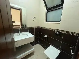 الصورة 5 من 12