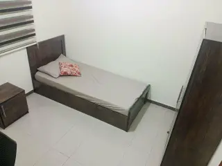 Apartment for rent in University Street – photo 4
