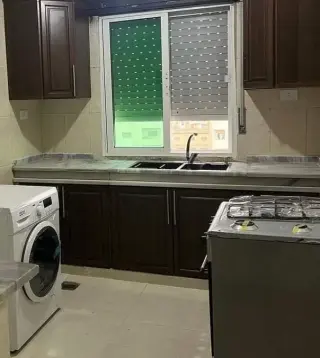 Apartment for rent in University Street – photo 8