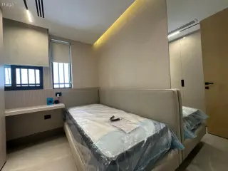الصورة 7 من 12
