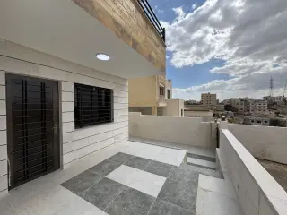 شقة للبيع في Al Hashemieh – صورة 9