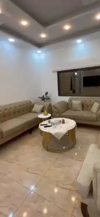 Apartment for rent in Jabal Tareq – photo 2