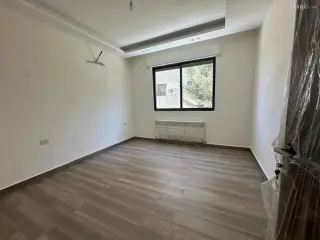 الصورة 12 من 12