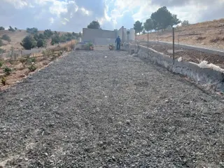 أرض للبيع في Birayn