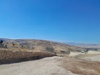 أرض للبيع في Birayn – صورة 5