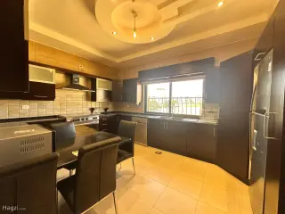 الصورة 7 من 12