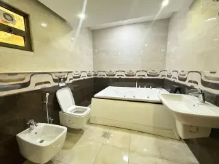 الصورة 9 من 12