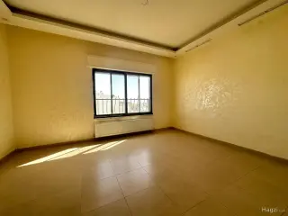 الصورة 4 من 12