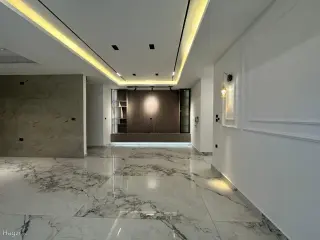 الصورة 10 من 12