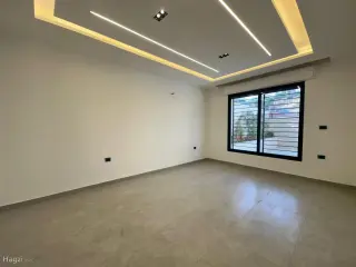 الصورة 4 من 12