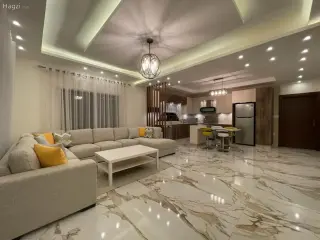 الصورة 2 من 12