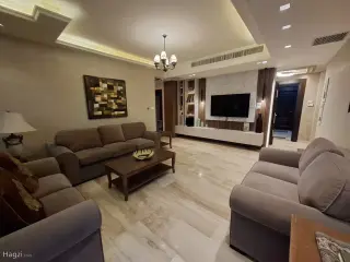 الصورة 6 من 12