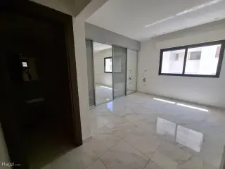 الصورة 4 من 8