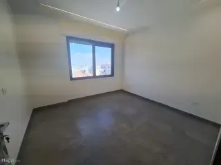 الصورة 5 من 8