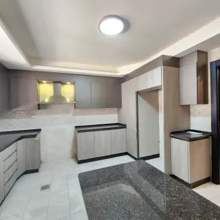 الصورة 4 من 12