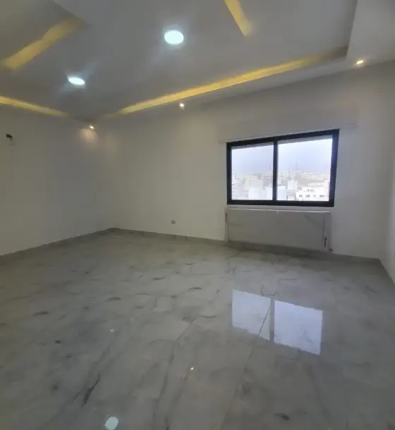New third-floor apartment with roof and terrace, 4 master bedrooms, Al Bnayyat, 353 m²