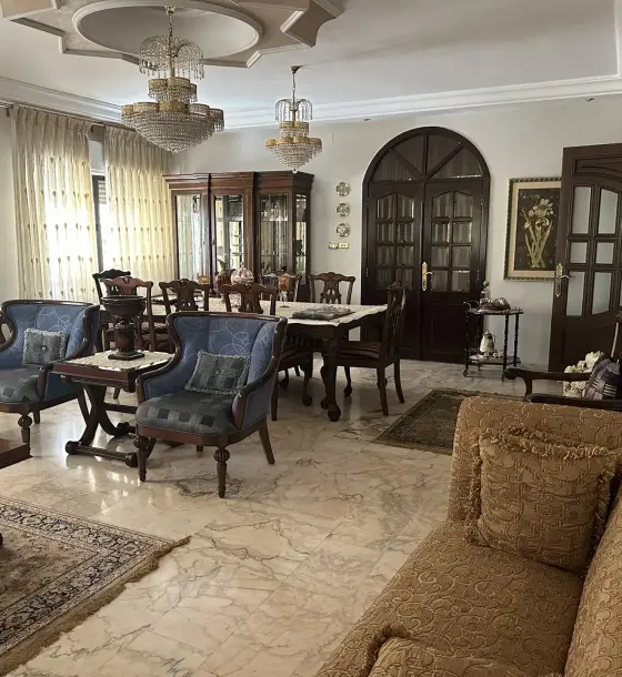 فيلا نصف مفروشة للبيع في ضاحية الأمير راشد قرب شارع مكة