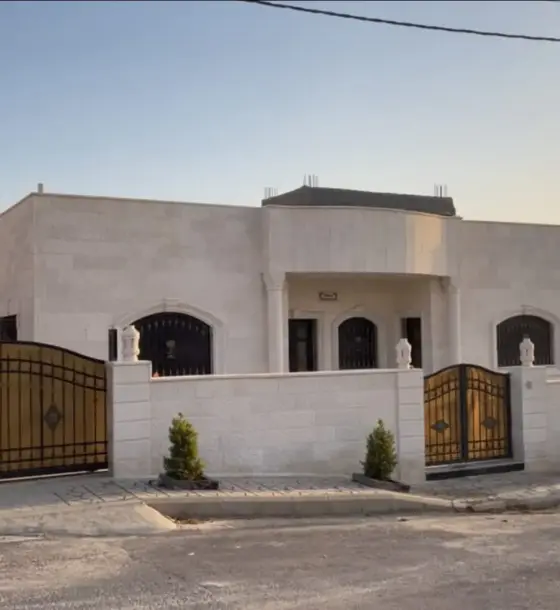 Licensed independent villa for sale in Al-Baida, offered by the owner