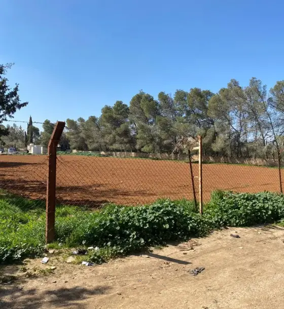 Residential A land, 3,700 m², in Al Iyadat basin, Al Tuneib, near Middle East University
