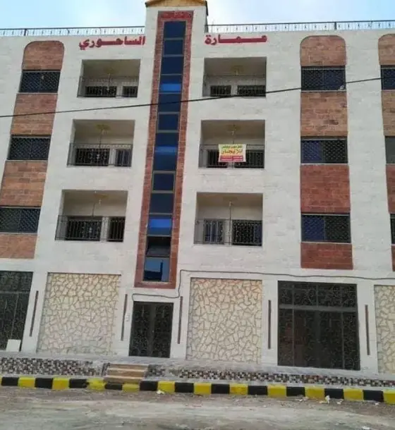 شقة 3 غرف نوم طابق ثالث للإيجار في حي معصوم، الزرقاء، 140 م²