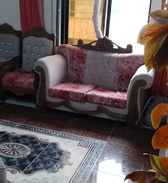 Rented 3-bedroom 150 m² apartment with lift near Al Lawazem Circle