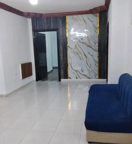Near Irbid Mall: unfurnished 110 m² 2-bedroom flat in a building with lift and garden